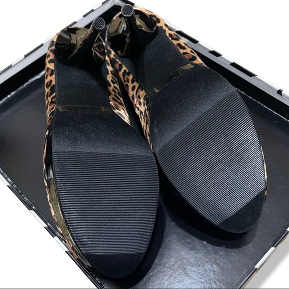 NEW IN BOX Wild DNA cheetah print heels 8 - Picture 6 of 8